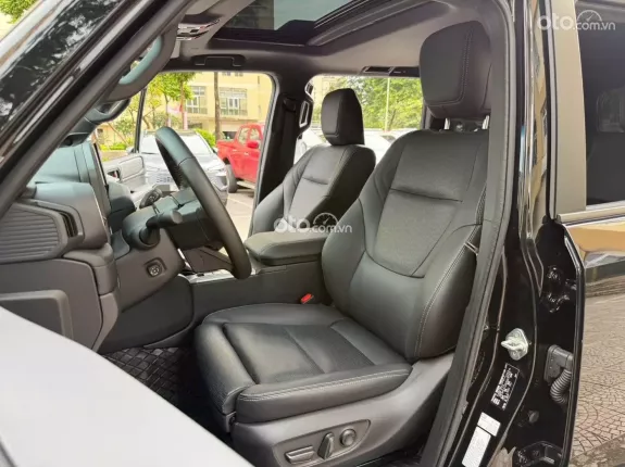 Toyota Land Cruiser Prado 2025 - Xe lướt zin cả xe. Tiết kiệm 300 triệu