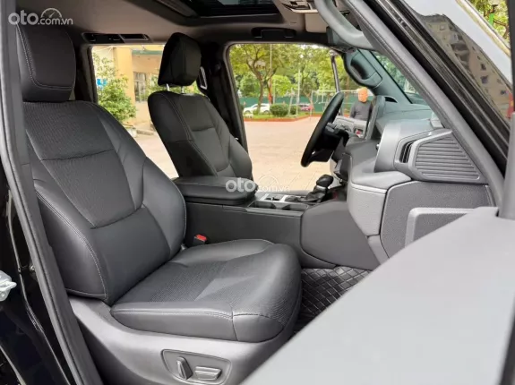 Toyota Land Cruiser Prado 2025 - Xe lướt zin cả xe. Tiết kiệm 300 triệu