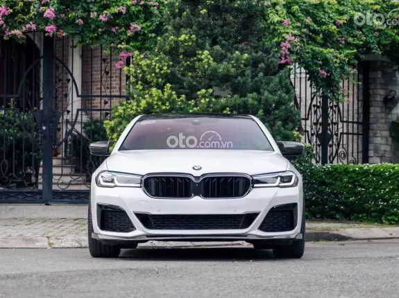 BMW 520i 2022 - BAO ĐẬU BANK 70-90% (Ib Zalo tư vấn trực tiếp 24/7)