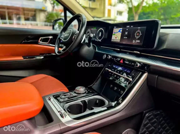 Kia Carnival 3.5G Signature 2023 - Odo 47.000 km, cực kỳ mới