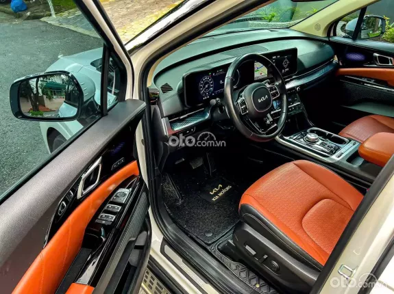 Kia Carnival 3.5G Signature 2023 - Odo 47.000 km, cực kỳ mới