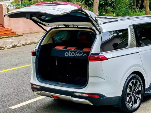 Kia Carnival 3.5G Signature 2023 - Odo 47.000 km, cực kỳ mới