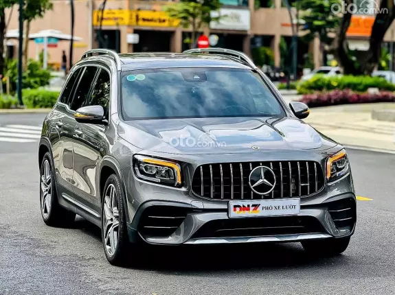 Mercedes-Benz GLB 35 AMG 2023 - SUV 7 chỗ, phù hợp gia đình & vận hành thể thao