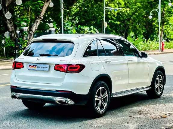 Mercedes-Benz GLC 250 4Matic 2018 - Nâng cấp ngoại thất & nội thất