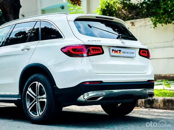 Mercedes-Benz GLC 250 4Matic 2018 - Nâng cấp ngoại thất & nội thất