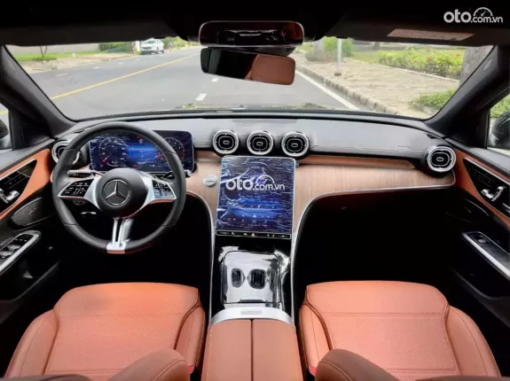 Mercedes-Benz C200 Avantgarde Plus 2023 - Lăn bánh chỉ 188 km – Siêu siêu lướt