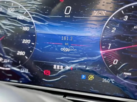 Mercedes-Benz C200 Avantgarde Plus 2023 - Lăn bánh chỉ 188 km – Siêu siêu lướt