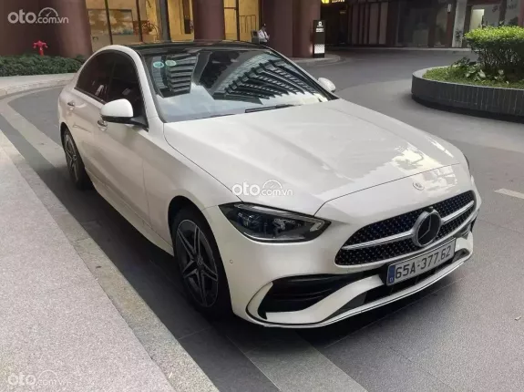 Mercedes-Benz C300 AMG 2022 - Lăn bánh 26.000 Kilomet