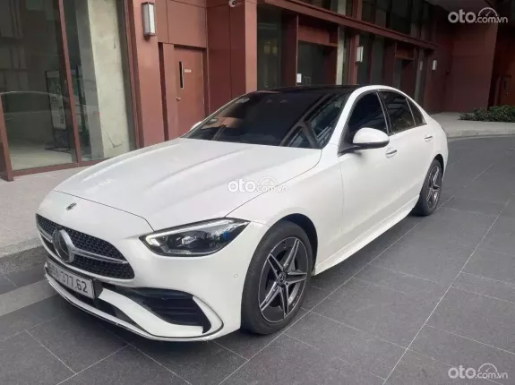 Mercedes-Benz C300 AMG 2022 - Lăn bánh 26.000 Kilomet
