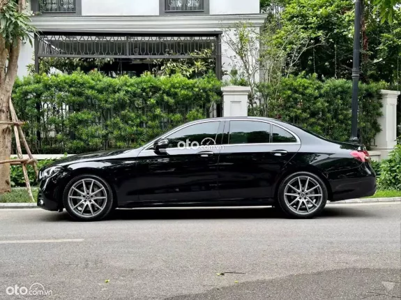 Mercedes-Benz E300 2021 - Nội thất Da nâu siêu hiếm – độc bản, đẳng cấp