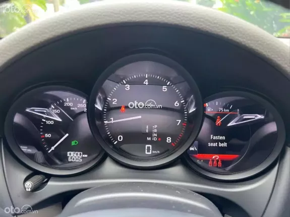 Porsche Macan 2022 - Xe đã lăn bánh đúng 10.666km full Ls bảo dưỡng
