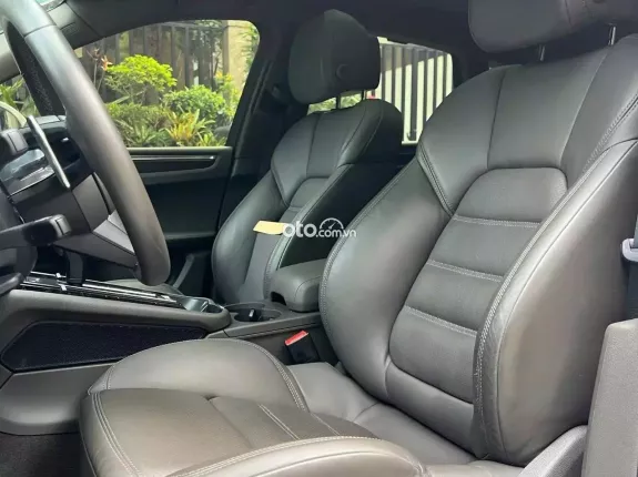 Porsche Macan 2022 - Xe đã lăn bánh đúng 10.666km full Ls bảo dưỡng