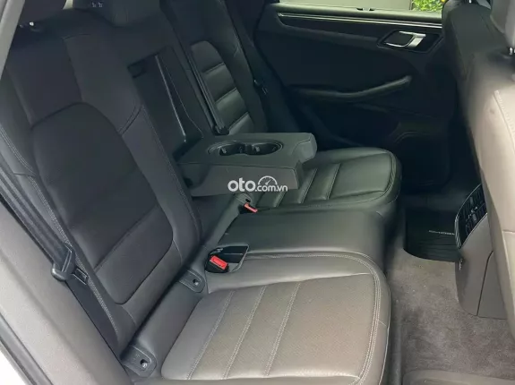 Porsche Macan 2022 - Xe đã lăn bánh đúng 10.666km full Ls bảo dưỡng
