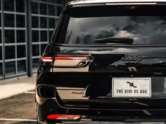 Jeep Cherokee 2023 - Xe mới lăn bánh 2,5v km