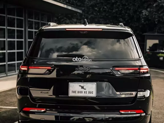 Jeep Cherokee 2023 - Xe mới lăn bánh 2,5v km