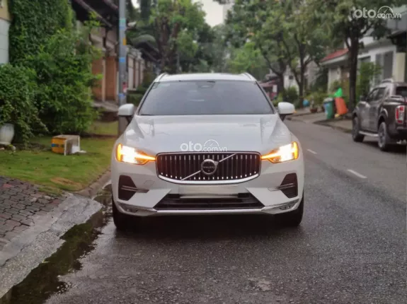 Volvo XC60 B6 AWD Inscription 2022 - Xe đẹp, full lịch sử bảo dưỡng hãng