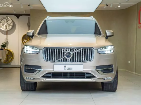 Volvo XC90 B6 AWD Ultimate 2022 - SUV Bắc Âu tinh tế cho gia đình
