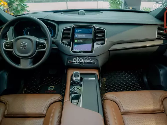Volvo XC90 B6 AWD Ultimate 2022 - SUV Bắc Âu tinh tế cho gia đình