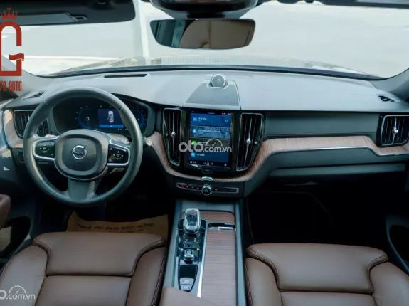 Volvo XC60 B6 AWD Inscription 2021 - Thế hệ mới