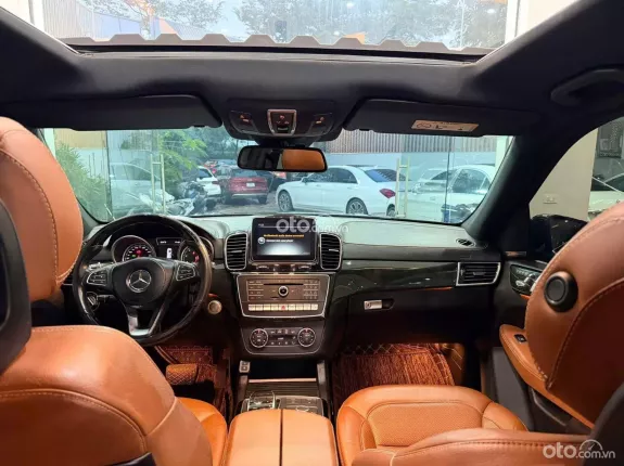 Mercedes-Benz GLS 450 4Matic 2017 - Ghế nâu sang trọng, bao check thoải mái