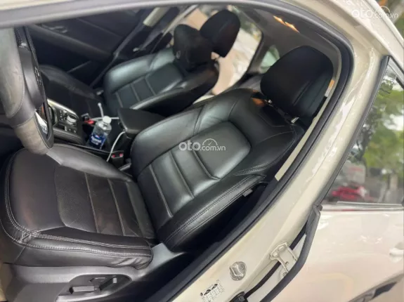 Mazda CX-5 2.0 Luxury 2021 - Xe lướt đẹp như mới giá hợp lý