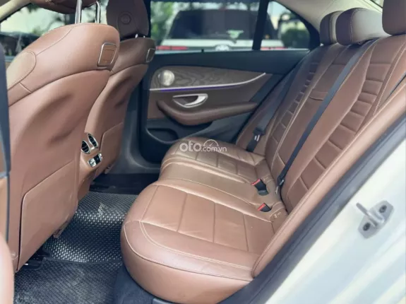 Mercedes-Benz E200 E200 2019 - Xe đẹp siêu lướt
