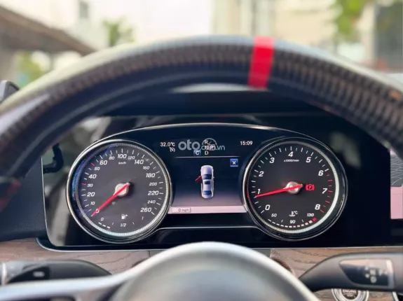 Mercedes-Benz E200 E200 2019 - Xe đẹp siêu lướt