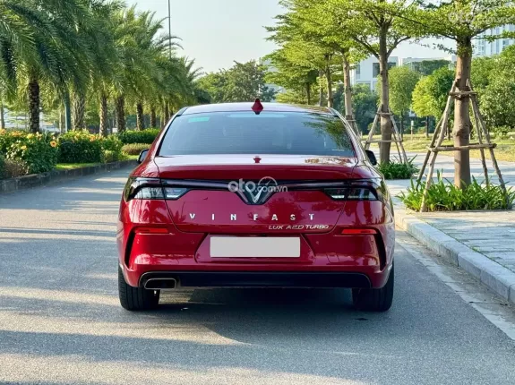 VinFast LUX A2.0 Tiêu chuẩn 2022 - VinFast Lux A 2.0 Tiêu chuẩn 2022 siêu đẹp