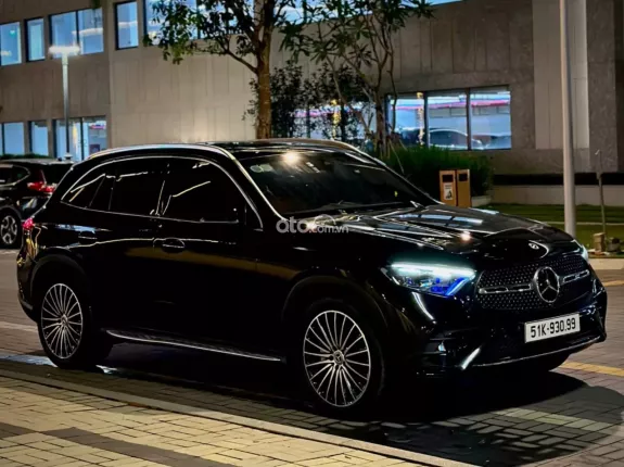 Mercedes-Benz GLC 300 4Matic 2023 - Xe sang trọng bậc nhất phân khúc 2023