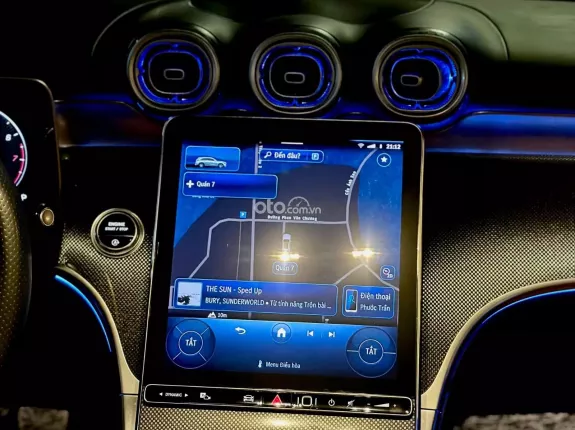 Mercedes-Benz GLC 300 4Matic 2023 - Xe sang trọng bậc nhất phân khúc 2023