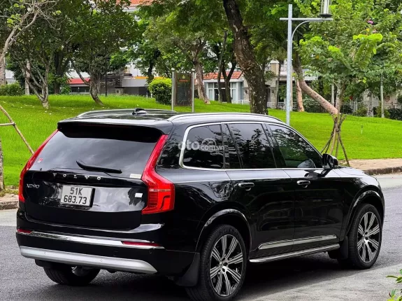 Volvo XC90 T8 Hybrid Recharge AWD 2022 - Siêu phẩm SUV lai điện mới nhất thị trường