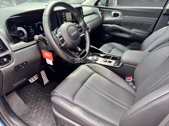 Kia Sorento Limited 2.2 AT 2022 - 1 xe duy nhất trên thị trường. Odo 5.000km
