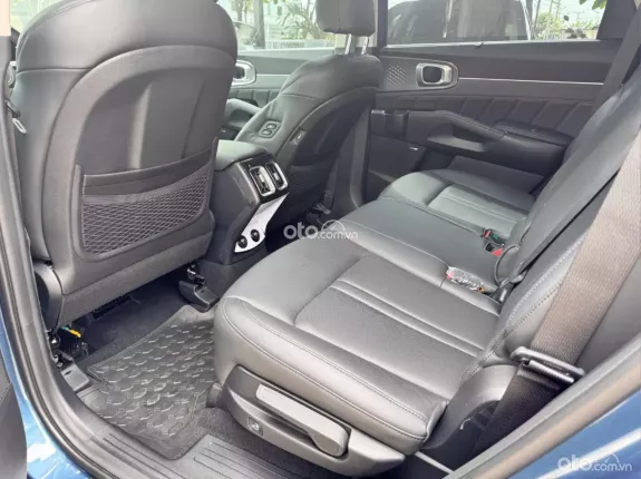 Kia Sorento Limited 2.2 AT 2022 - 1 xe duy nhất trên thị trường. Odo 5.000km
