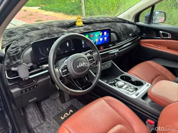 Kia Carnival 2.2D Signature 2024 - All new, xe lướt đẹp, odo chuẩn