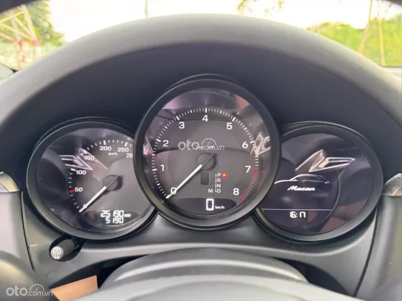 Porsche Macan 2.0 2022 - 1 chủ, xe đẹp xuất sắc, option 800 triệu