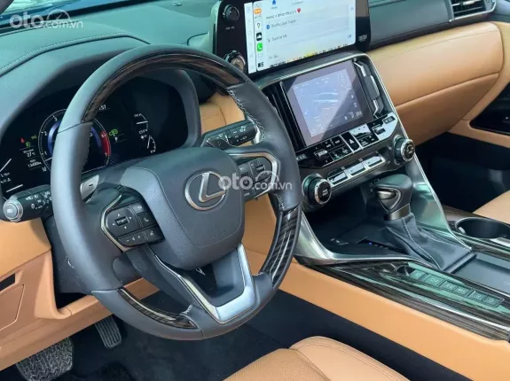 Lexus LX 600 Urban 2024 - Xe bản 7 ghế, bảo dưỡng đầy đủ