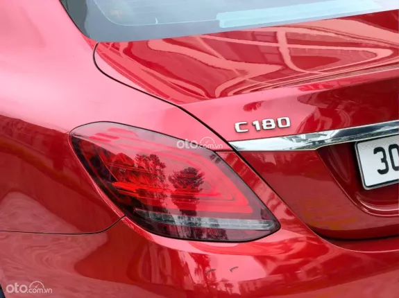 Mercedes-Benz C180 AMG 2021 - Nước sơn còn đẹp, bao check chất lượng xe