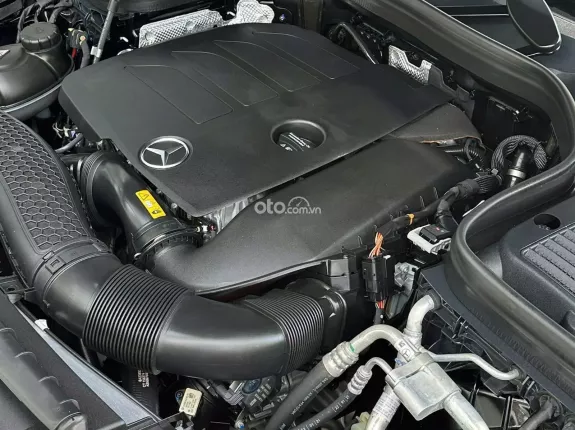 Mercedes-Benz GLC 300 4Matic 2021 - Siêu lướt, odo cam kết ko tua, bao check