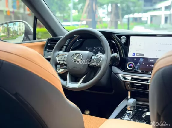 Lexus RX 350 RX 350H 2024 - Xe Có cửa hít đồ chơi giá trị cao