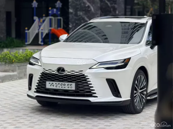 Lexus RX 350 RX 350H 2024 - Xe Có cửa hít đồ chơi giá trị cao