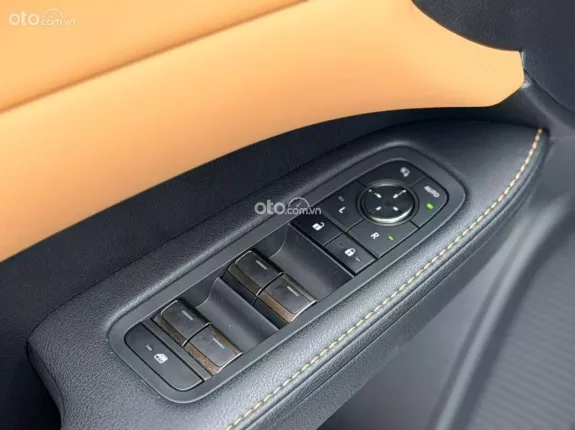 Lexus RX 350 RX 350H 2024 - Xe Có cửa hít đồ chơi giá trị cao