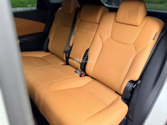 Lexus RX 350 RX 350H 2024 - Xe Có cửa hít đồ chơi giá trị cao