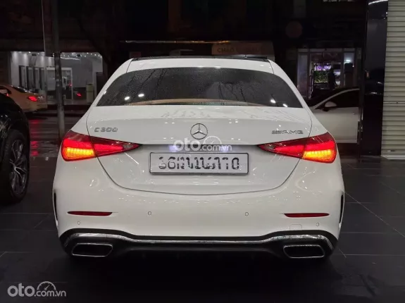 Mercedes-Benz C300 AMG 2022 - Xe 1 chủ mua mới từ đầu, bảo dưỡng full lịch sử chính hãng
