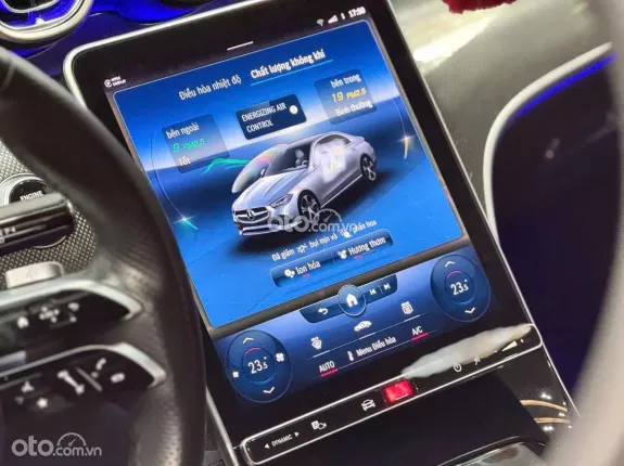 Mercedes-Benz C300 AMG 2022 - Xe 1 chủ mua mới từ đầu, bảo dưỡng full lịch sử chính hãng