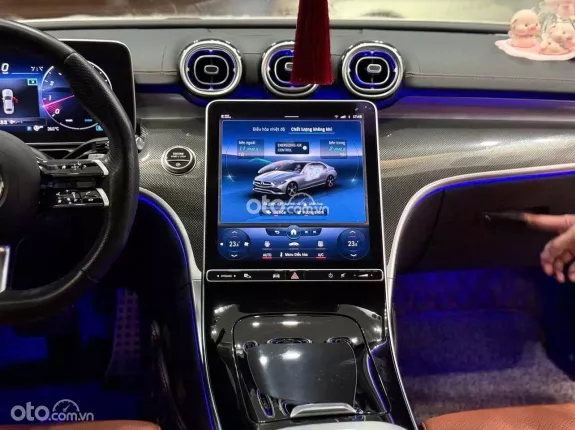 Mercedes-Benz C300 AMG 2022 - Xe 1 chủ mua mới từ đầu, bảo dưỡng full lịch sử chính hãng