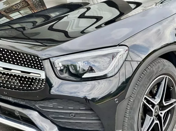 Mercedes-Benz GLC 300 4Matic V1 2021 - Xe full bảo dưỡng chính hãng