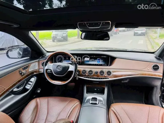 Mercedes-Benz S400 3.0 V6 2015 - Xe đã up full lên body Maybach S450 siêu đẹp