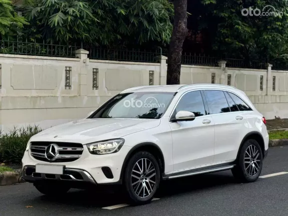 Mercedes-Benz GLC 200 V1 2022 - Chất xe đẹp, bao check thoải mái