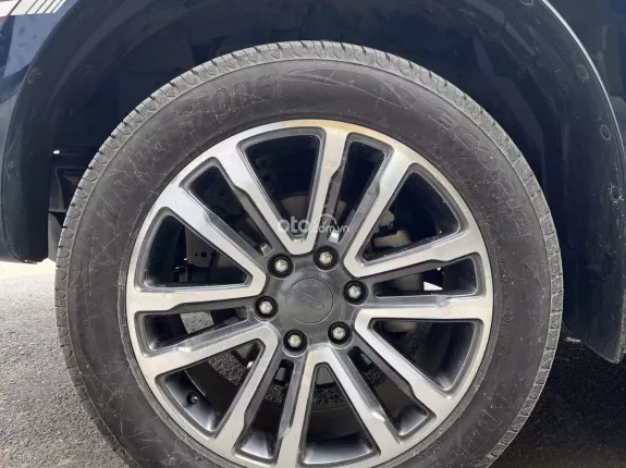 Ford Everest 2021 - Giá rẻ cần bán gấp