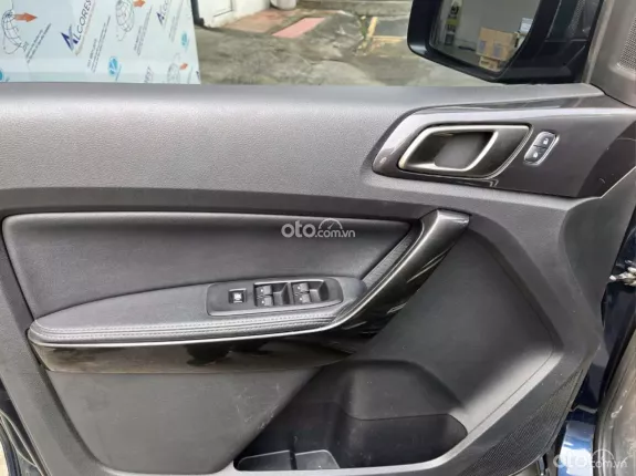 Ford Everest 2021 - Giá rẻ cần bán gấp
